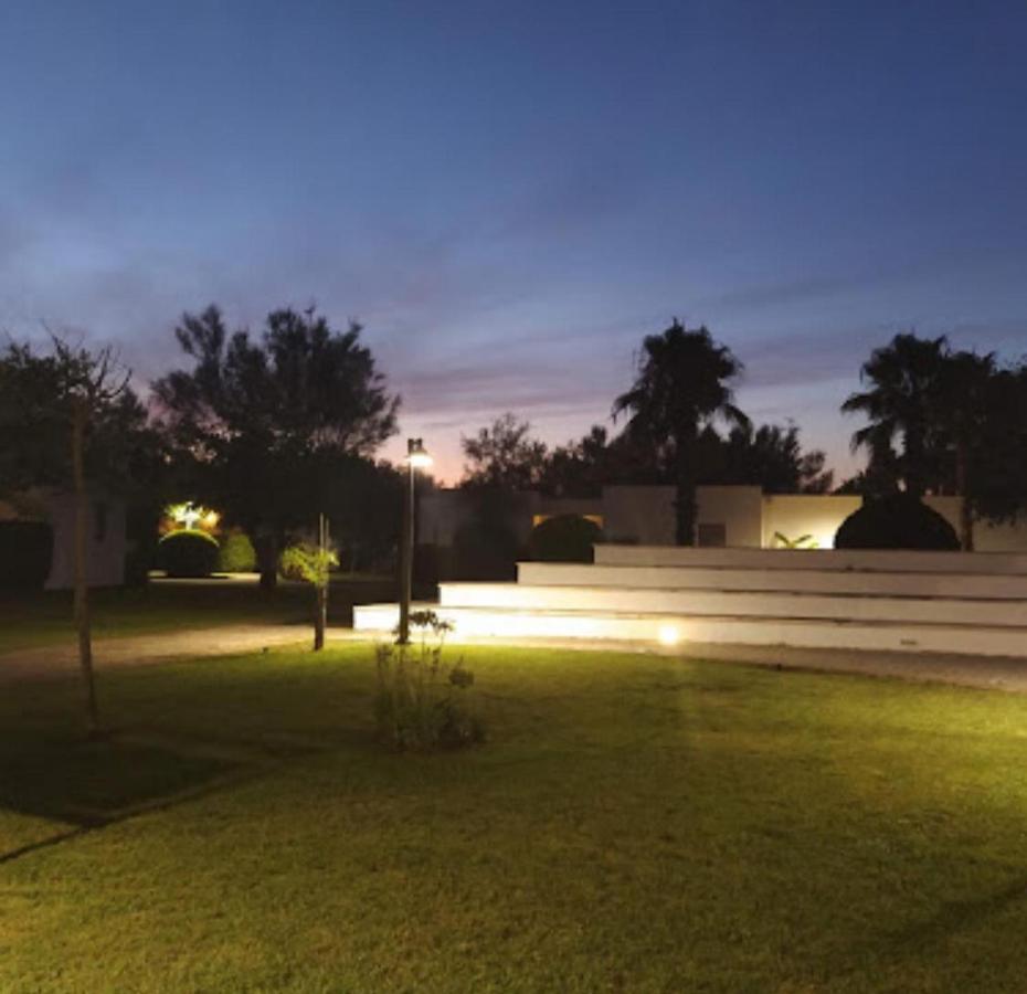 Villaggio Turistico Residenza Torre Rinalda Lecce Esterno foto