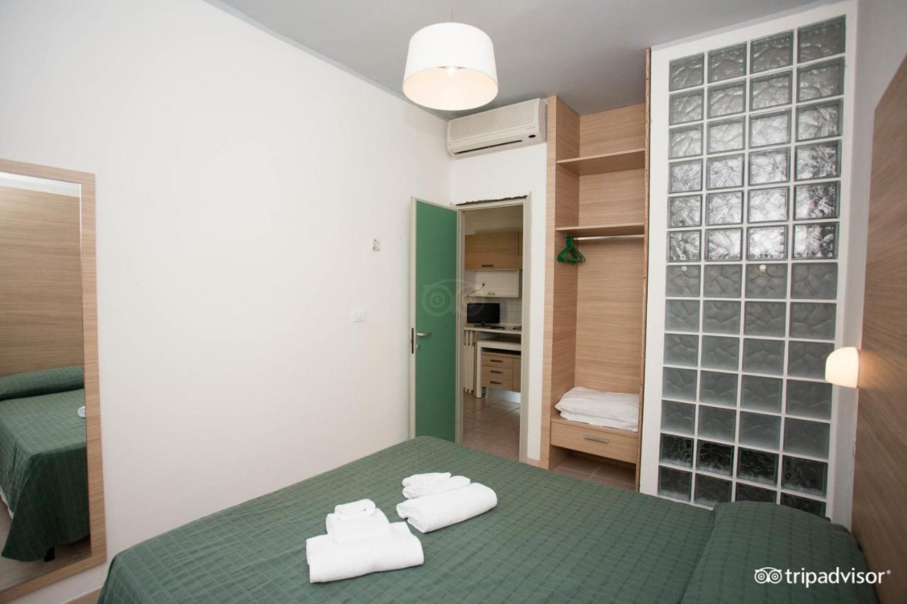 Villaggio Turistico Residenza Torre Rinalda Lecce Esterno foto