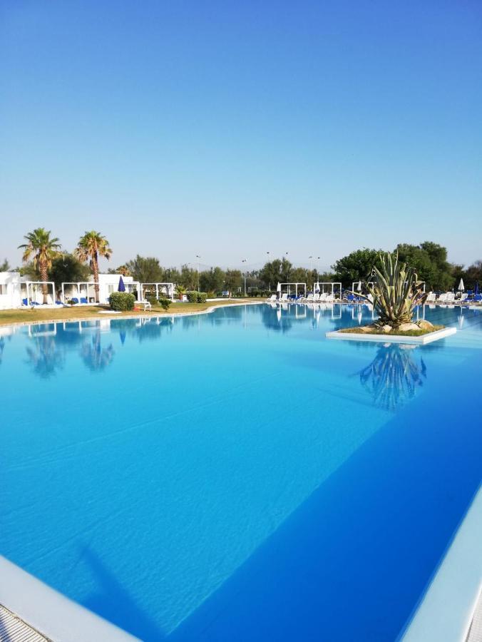 Villaggio Turistico Residenza Torre Rinalda Lecce Esterno foto